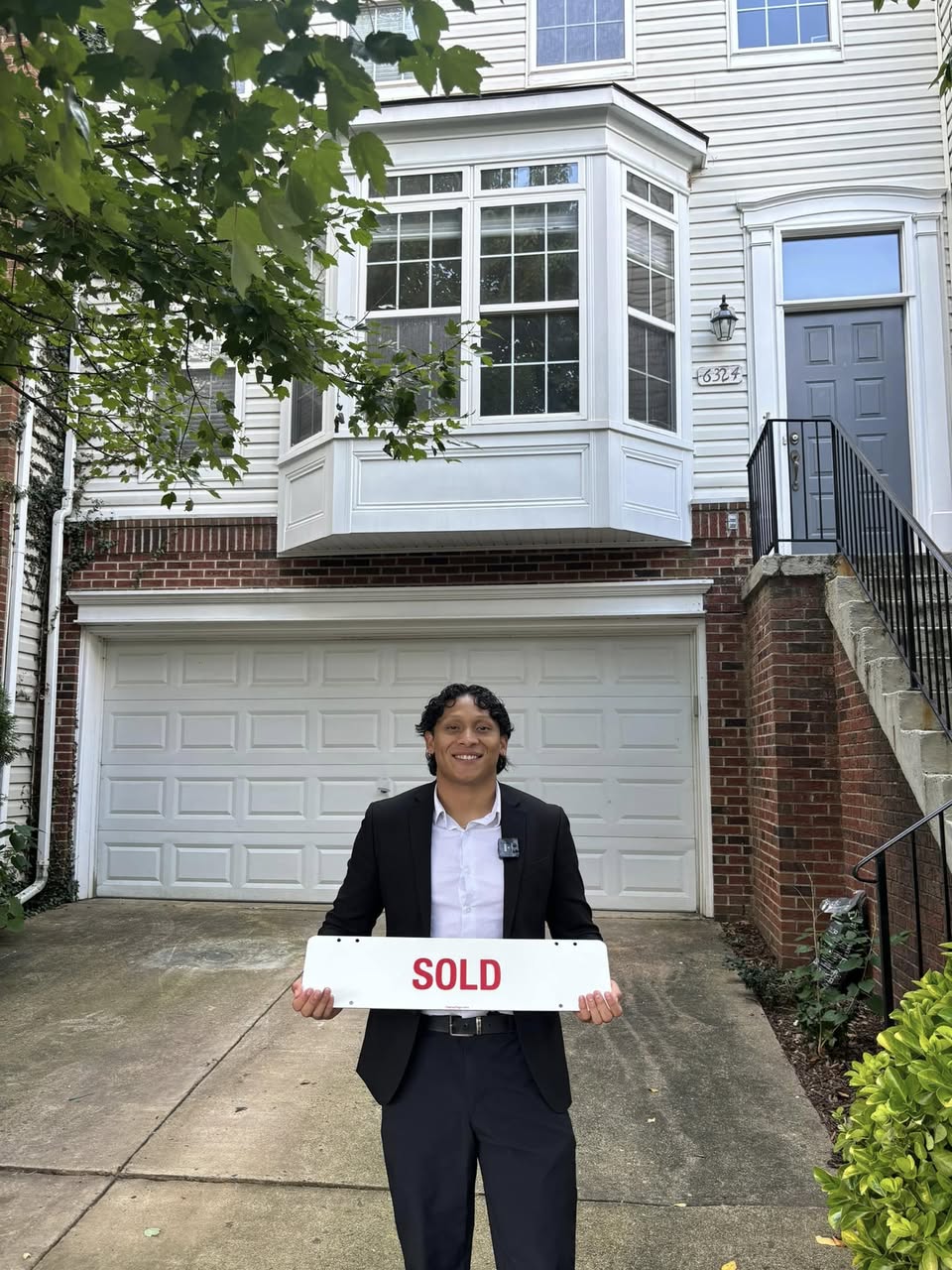 Ricky Villalobos - Real Estate Professional